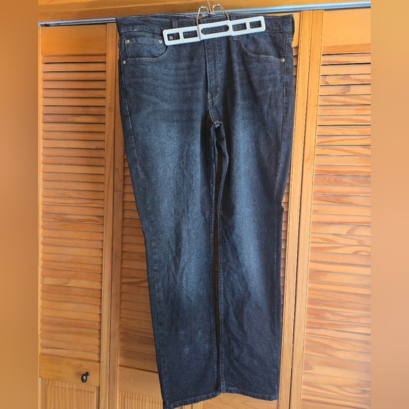 Men's Levi jeans - Picture 2 of 4